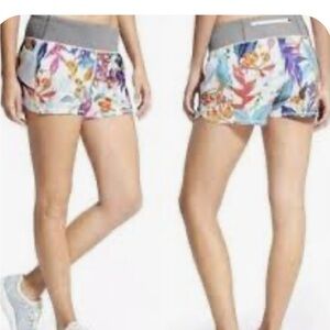 Athleta Multicolor Floral Women's Athletic Shorts